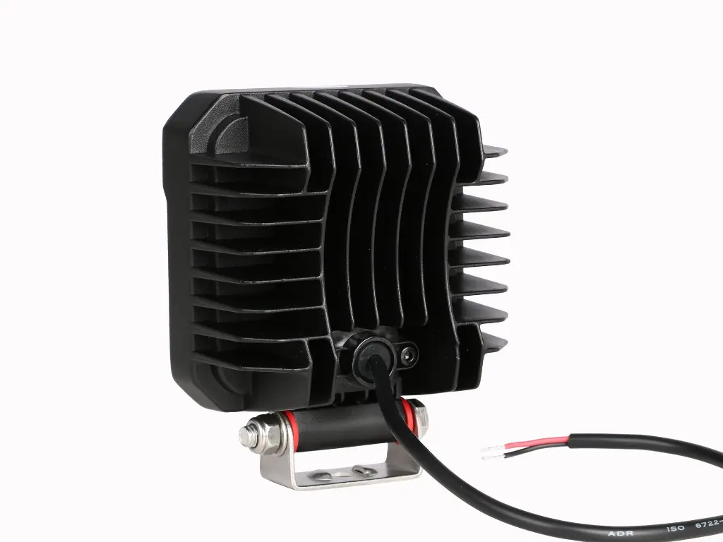 16 LED Square Work Lamp - D-LIG-04013 (3).webp